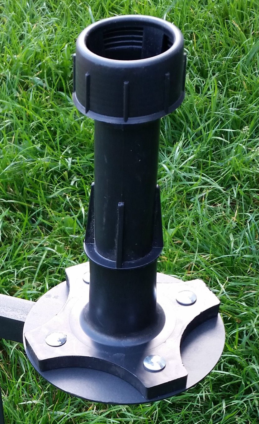 Rotator z PCV umożliwia obracanie się windera na wietrze.